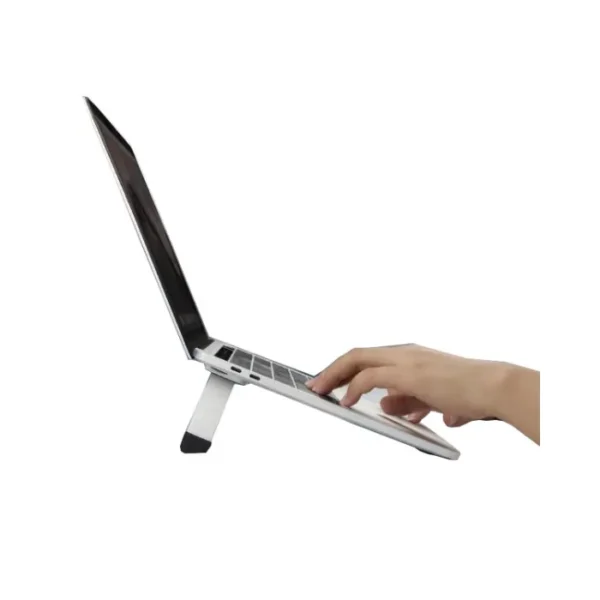 Descubre el Soporte adhesivo de aluminio para notebook plegable: una solución práctica, moderna y accesible.